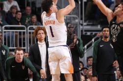 一号娱乐关键时刻克里夫兰骑士备战欧联，战术微调细节曝光，目标明确，赛季目标并未改变的简单介绍