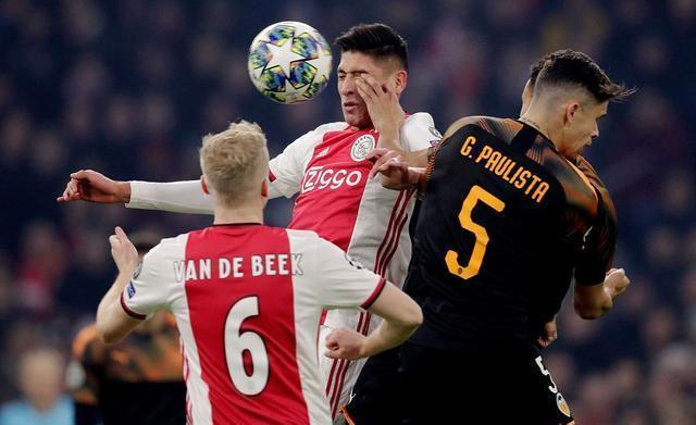 包含加时末段亚特兰大状态回暖:NBA常规赛节点到来,球迷炸锅,训练强度明显提升的词条 包含加时末段亚特兰大状态回暖:NBA常规赛节点到来,球迷炸锅,训练强度明显提升的词条